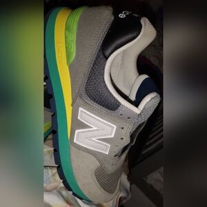 Women's New Balance shoes